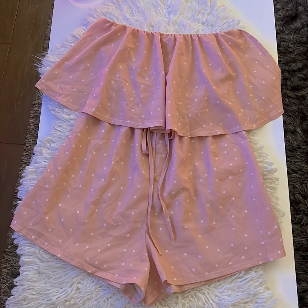 Super cute Private Label Peach Polka Dot Romper! Sz S ππβοΈπ - Picture 13 of 17